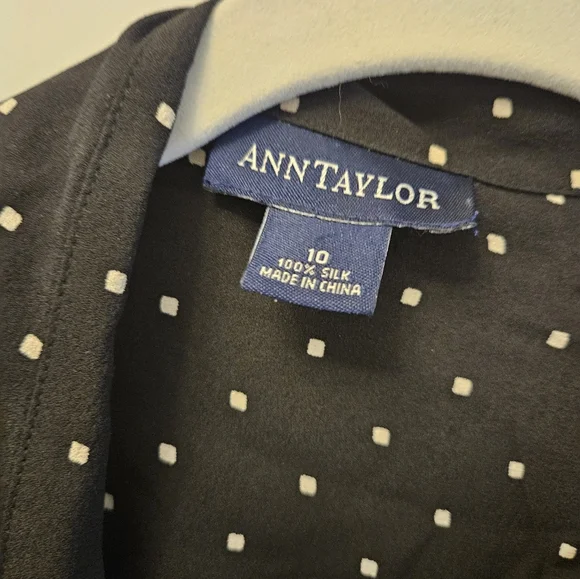Ann Taylor Black Wrap 100% Silk Top - Picture 4 of 4